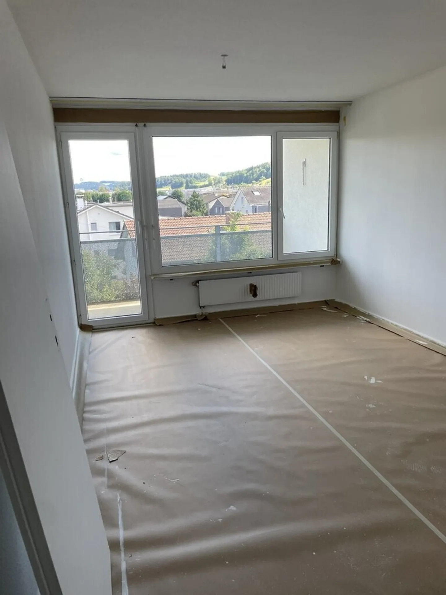 Vivere come nuovo: appartamento ristrutturato di 3,5 locali con vista spettacolare - Foto 5 di 8