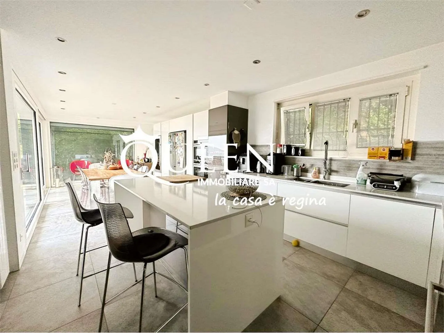 Vacallo: villa 5.5 rooms, 260 sqm, large land, dominant position - Photo 4 of 7