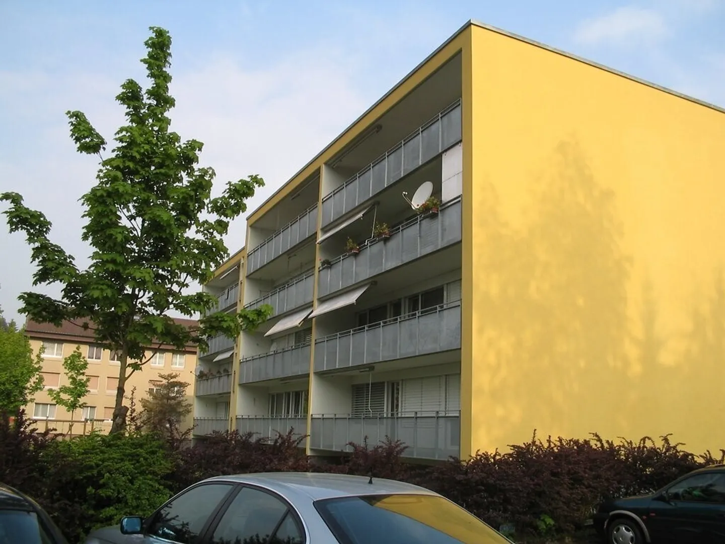 Vivere come nuovo: appartamento ristrutturato di 3,5 locali con vista spettacolare - Foto 1 di 8