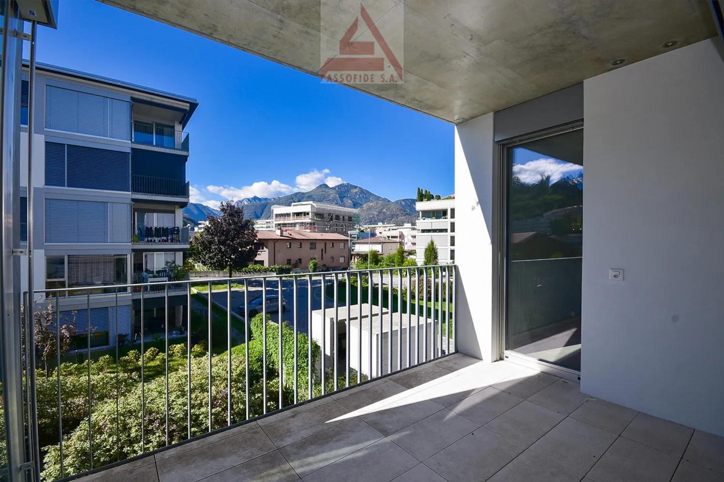 Luminoso appartamento di 3.5 locali / Helle 3.5 - Zimmerwohnung - Foto 4 di 6