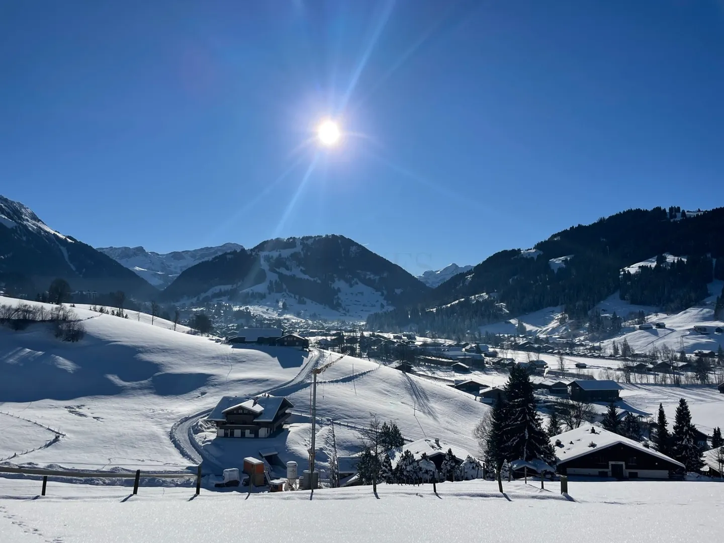 Beautiful modern garden-level apartment with large garden - Photo 1 of 5