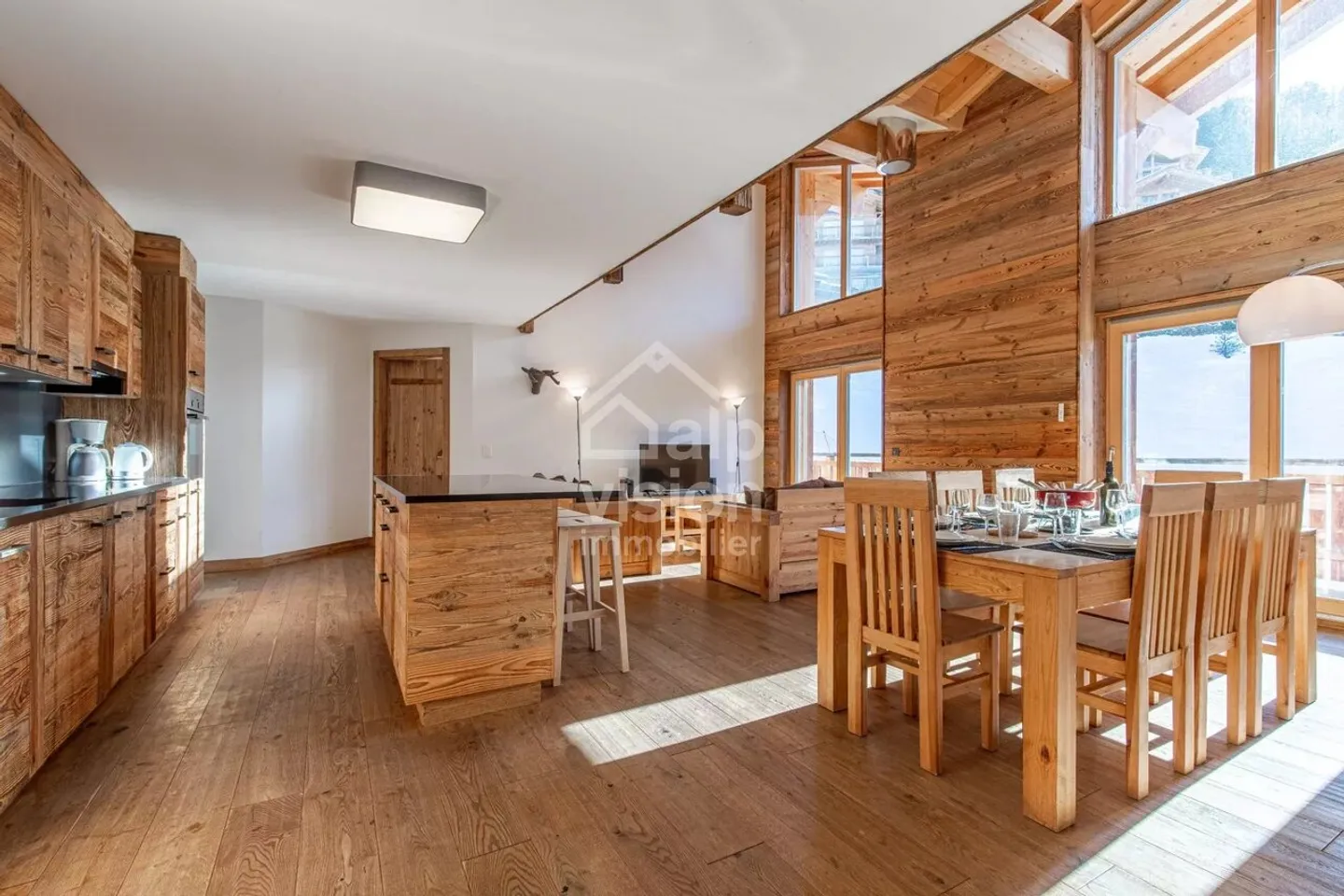 SPLENDIDO DUPLEX 5.5 STANZE SKI IN/SKI OUT CENTRO STAZIONE - Foto 1 di 13