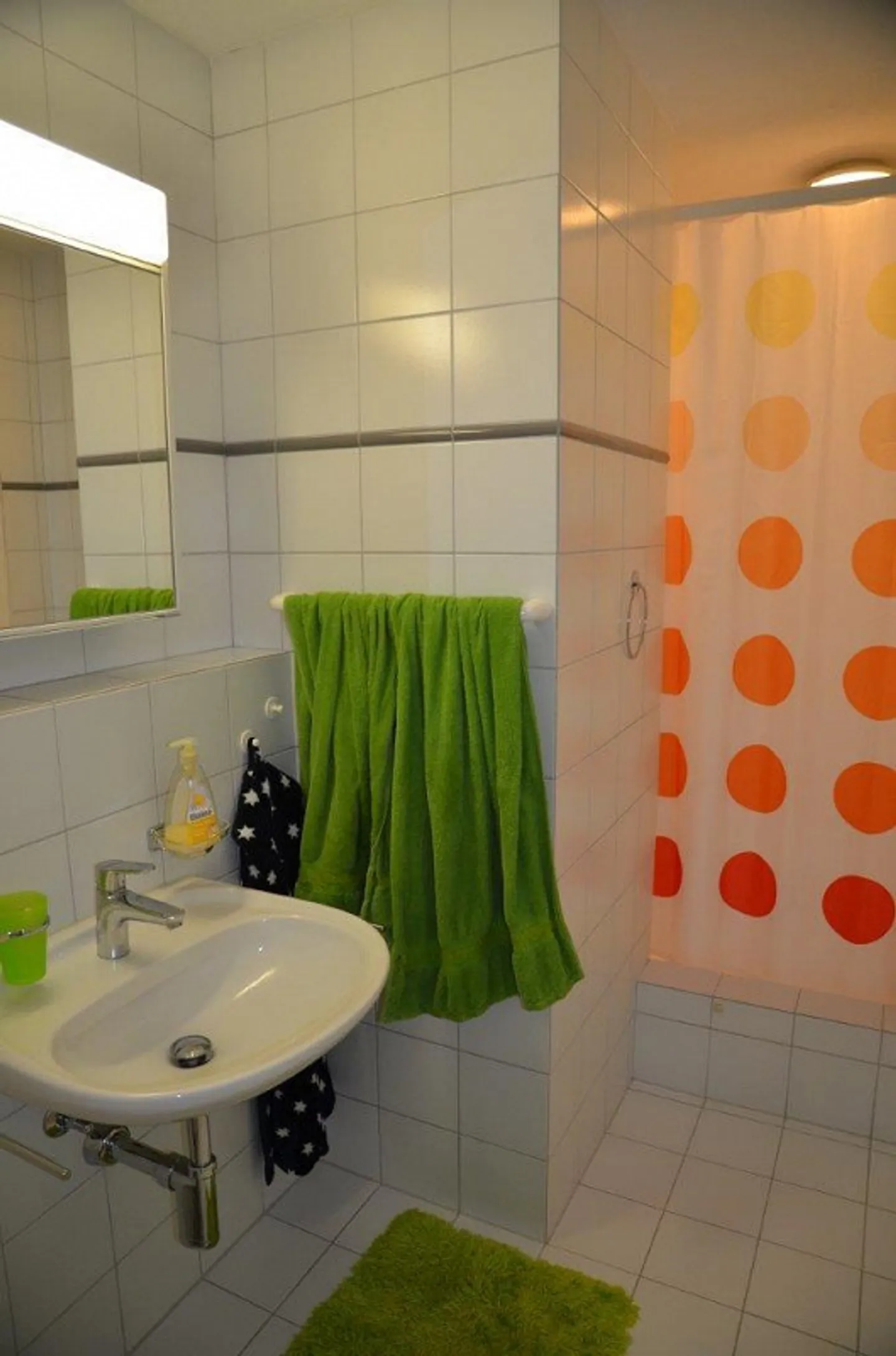 Charming 7.5-Room Townhouse with Garden in Uzwil - Photo 13 of 16