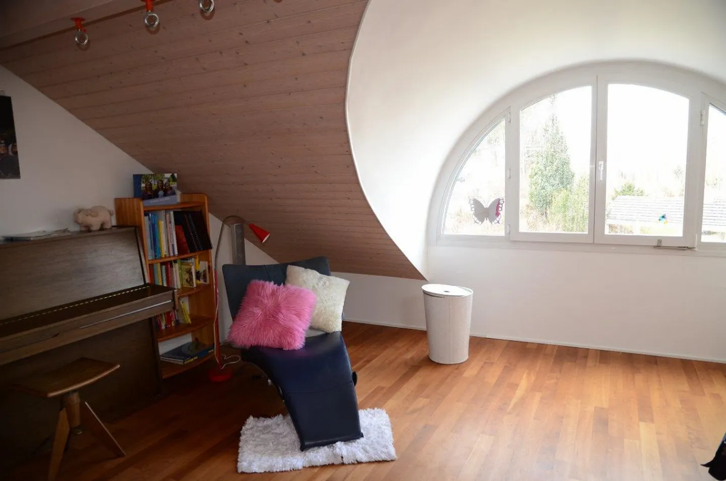 Charming 7.5-Room Townhouse with Garden in Uzwil - Photo 14 of 16