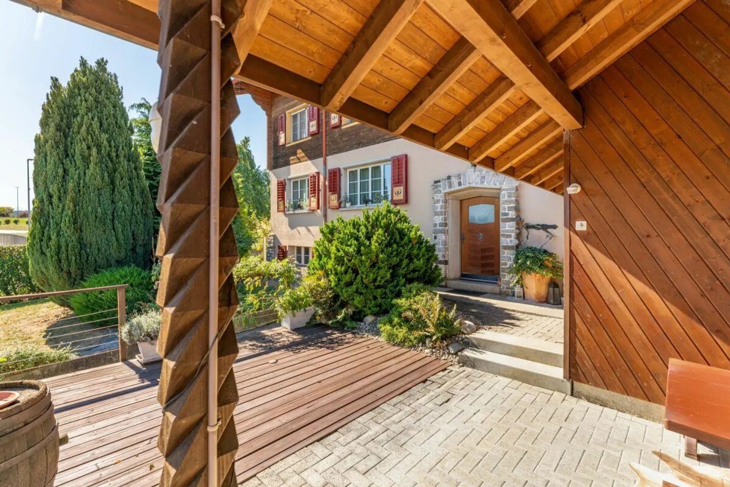 The House with Character - Plenty of Space, Beautiful Wooden Elements and a Garden - Photo 3 of 15
