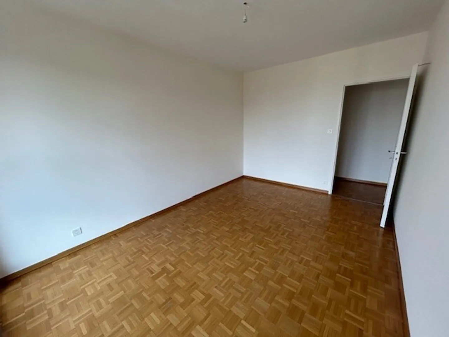 Appartamento 4 locali - Foto 8 di 10