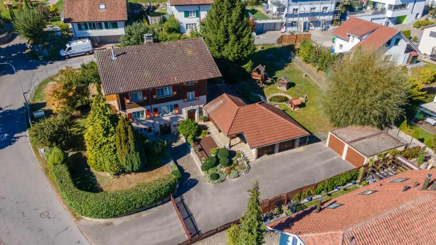 The House with Character - Plenty of Space, Beautiful Wooden Elements and a Garden - Photo 6 of 15