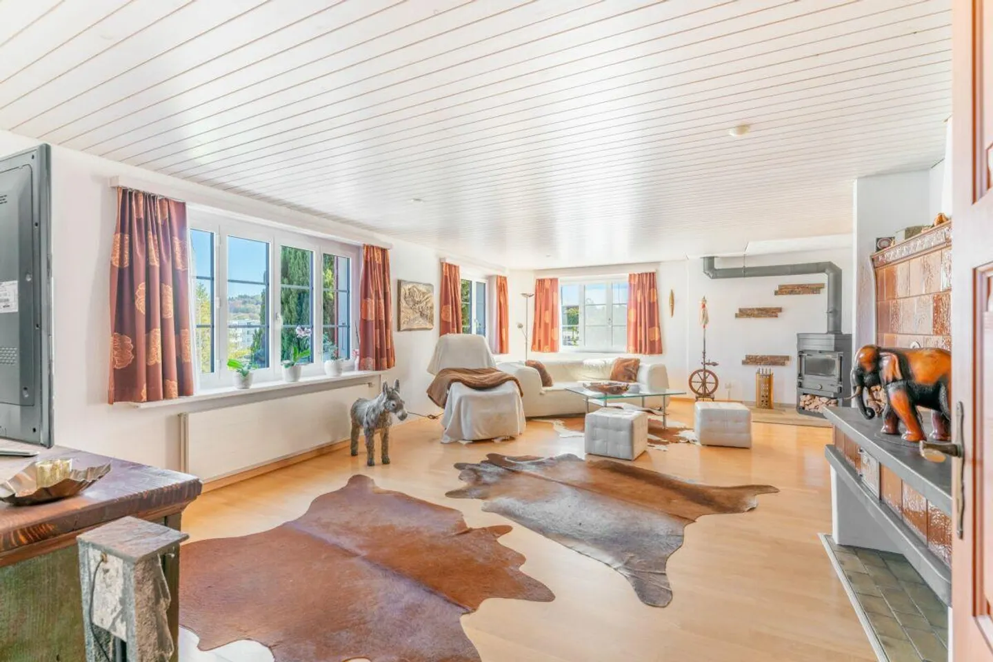 The House with Character - Plenty of Space, Beautiful Wooden Elements and a Garden - Photo 7 of 15