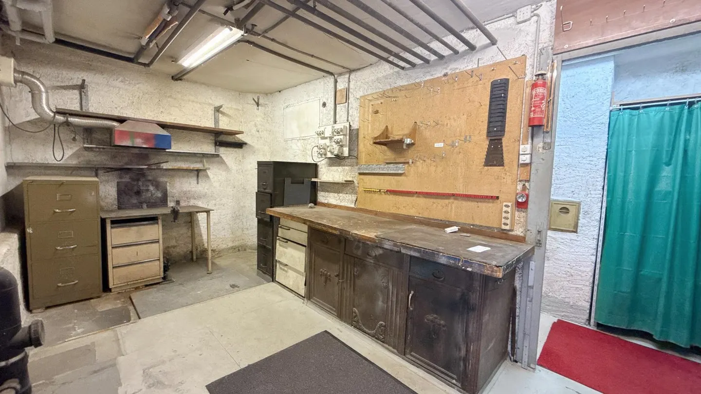 Casa bifamiliare attraente a San Gallo – appartamenti di 3½ e 7½ stanze, 4 garage, posizione top! - Foto 16 di 28