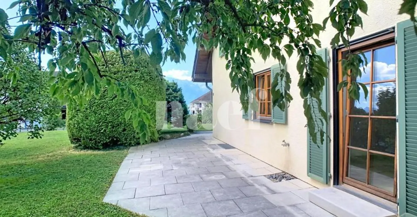 Maison Jumelle Charmante - Photo 2 sur 8