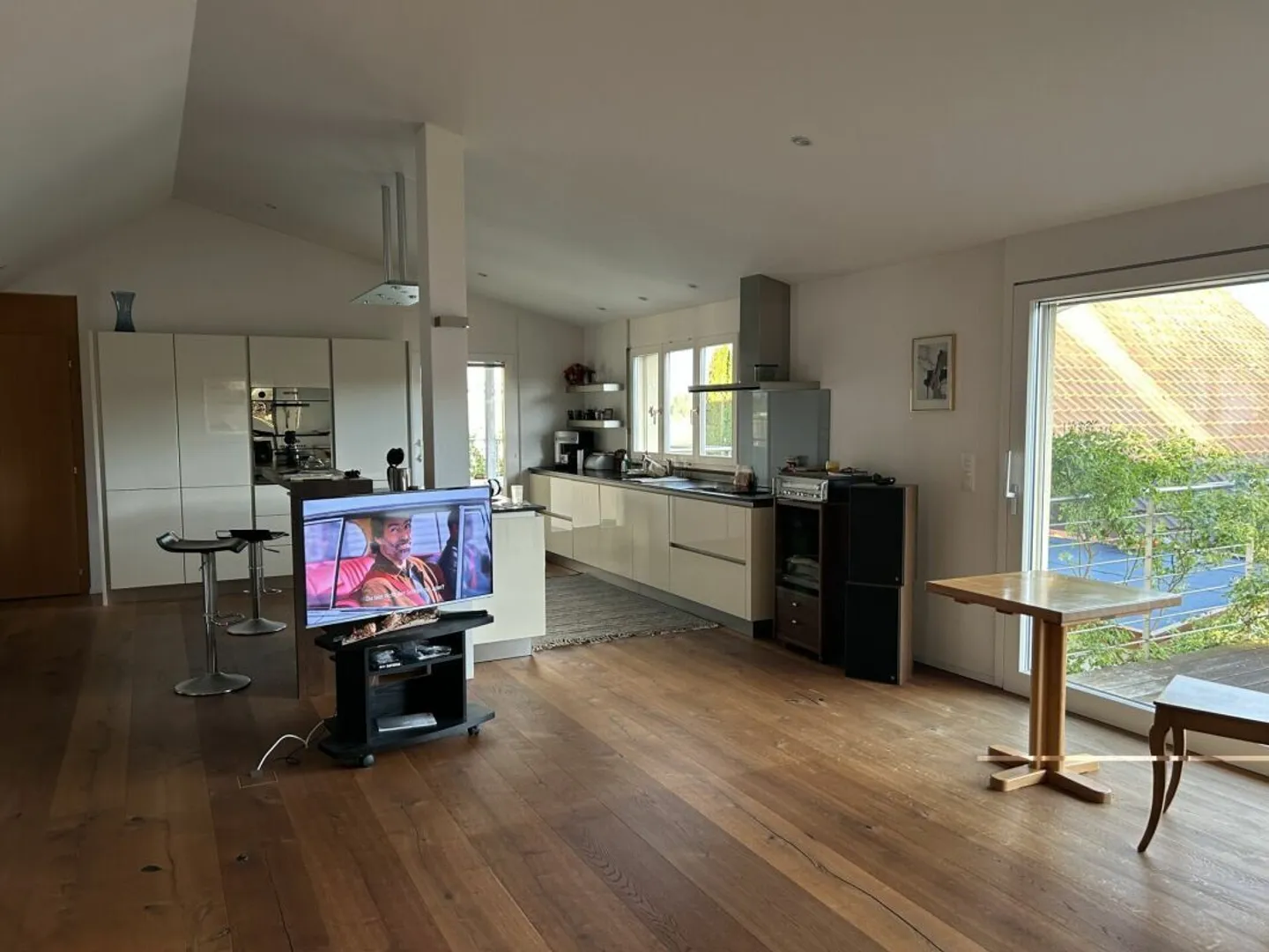 Appartamento 3,5 locali in casa indipendente con giardino - Foto 1 di 9