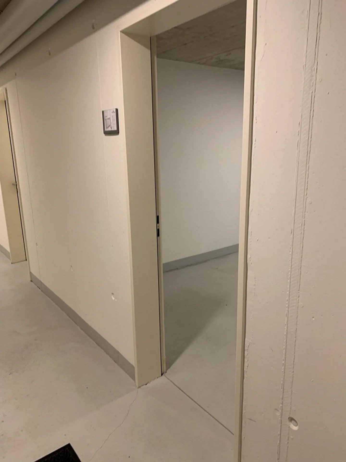 Hobby room for rent in Bubendorf - Photo 2 of 3