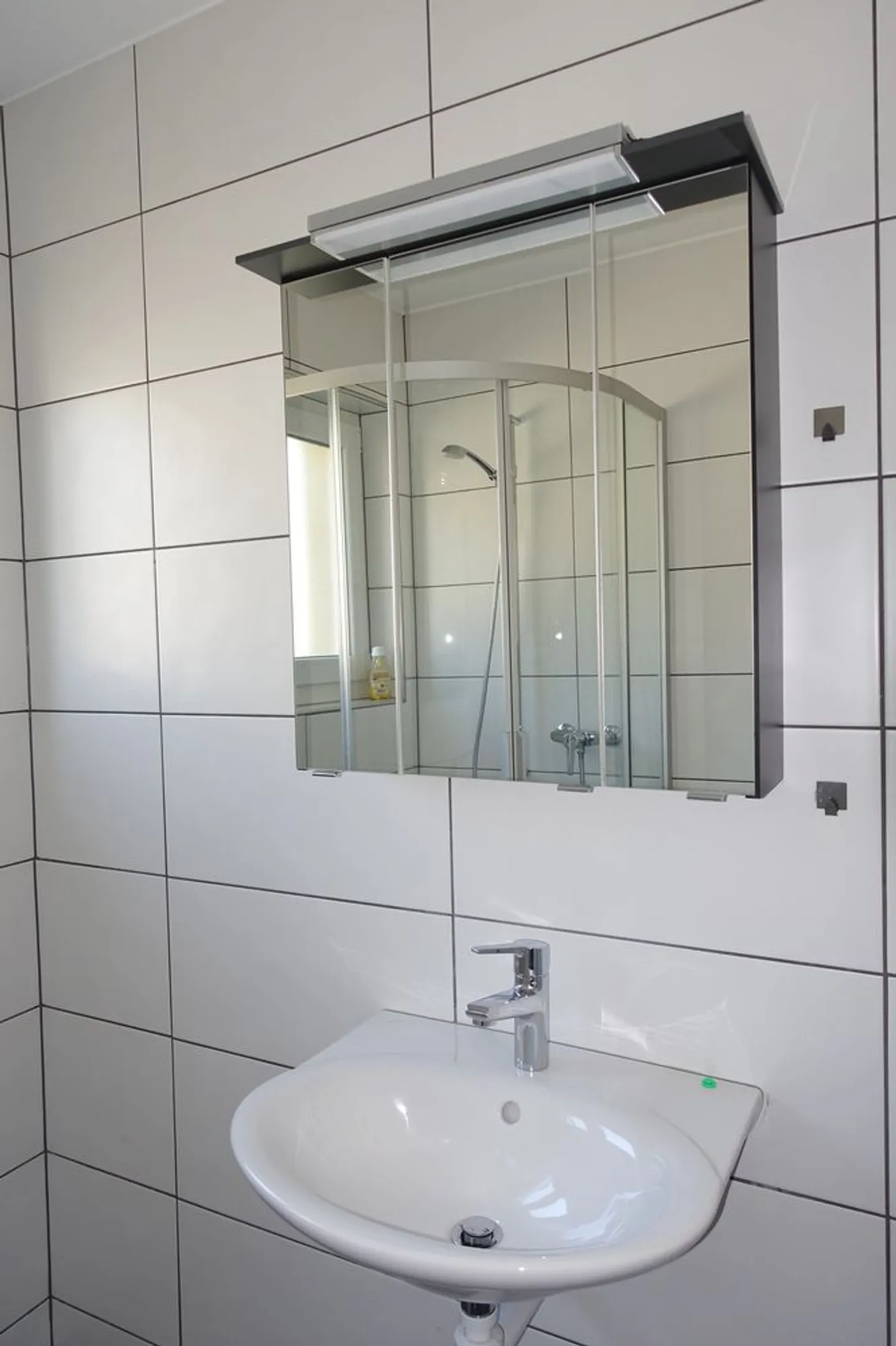 Tramelan - Bell'appartamento di 4 stanze al 1° piano - Foto 3 di 8