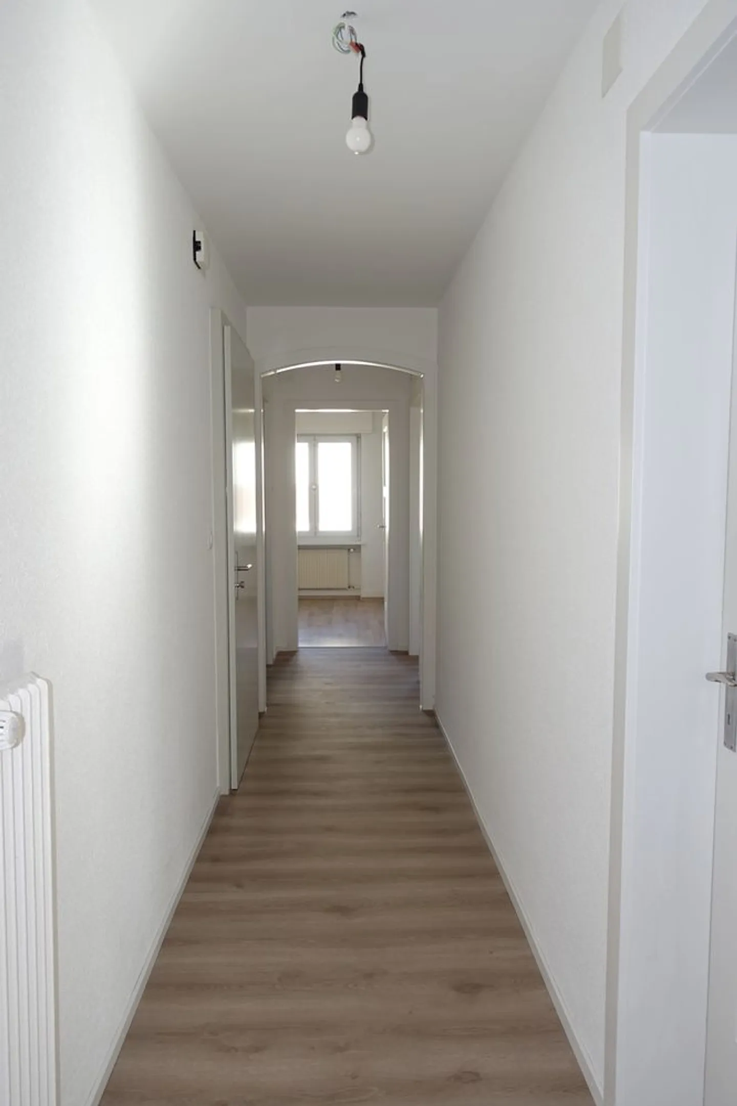 Tramelan - Bell'appartamento di 4 stanze al 1° piano - Foto 6 di 8