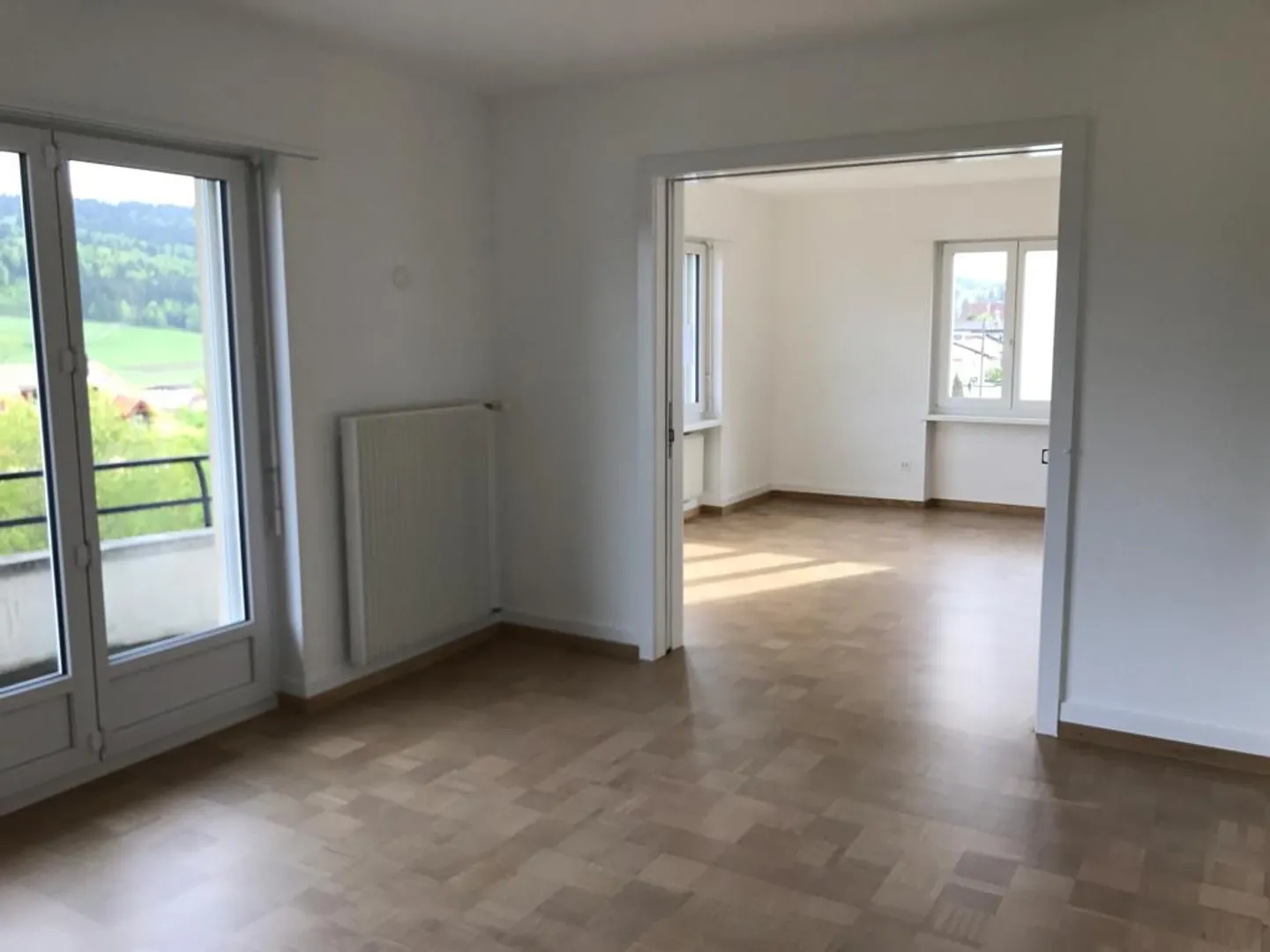 Tramelan - Bell'appartamento di 4 stanze al 1° piano - Foto 7 di 8