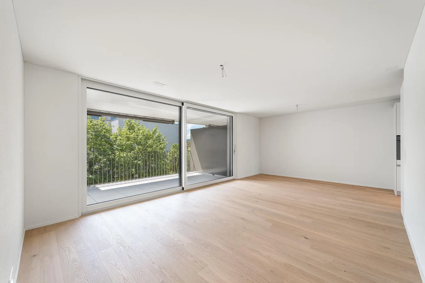 3.5 Room Apartment in Zurich - Photo 3 of 10