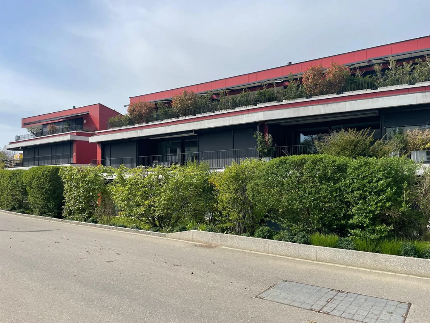 Modern and spacious 4.5-room apartment on the ground floor - Photo 1 of 6