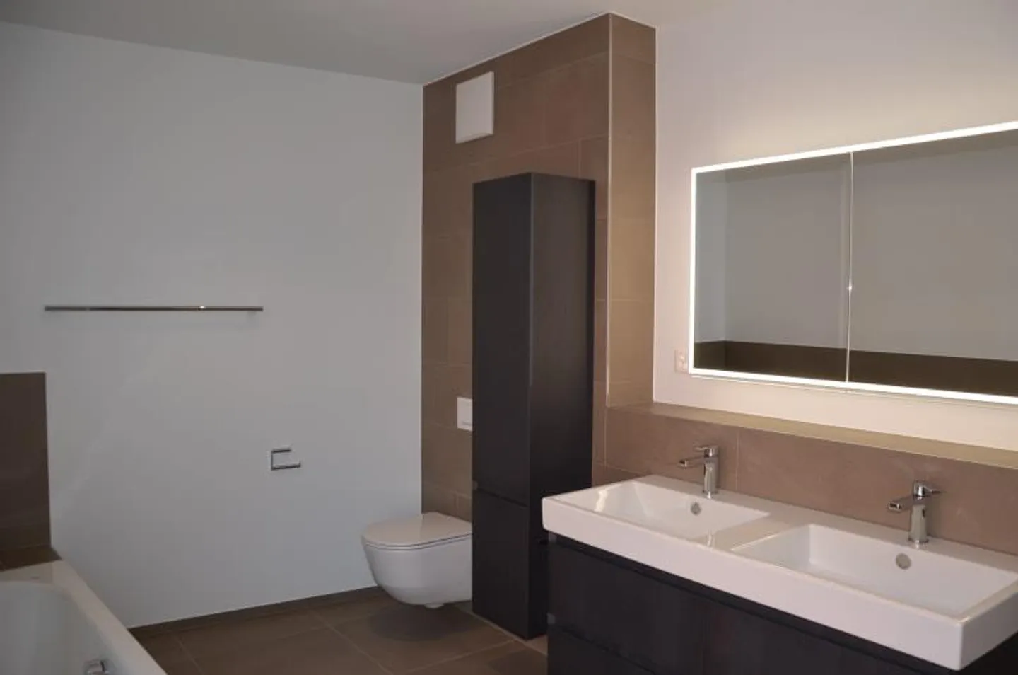 Modern and spacious 4.5-room apartment on the ground floor - Photo 6 of 6