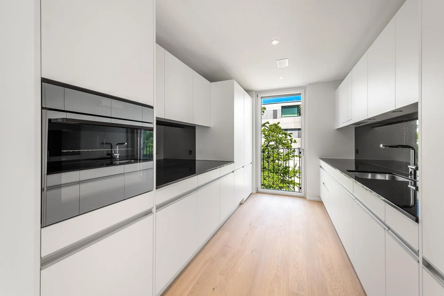 3.5 Room Apartment in Zurich - Photo 7 of 10