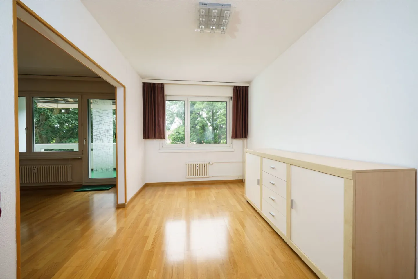 4.0-room apartment with a parking space (+CHF 35,000.00) - Photo 8 of 17
