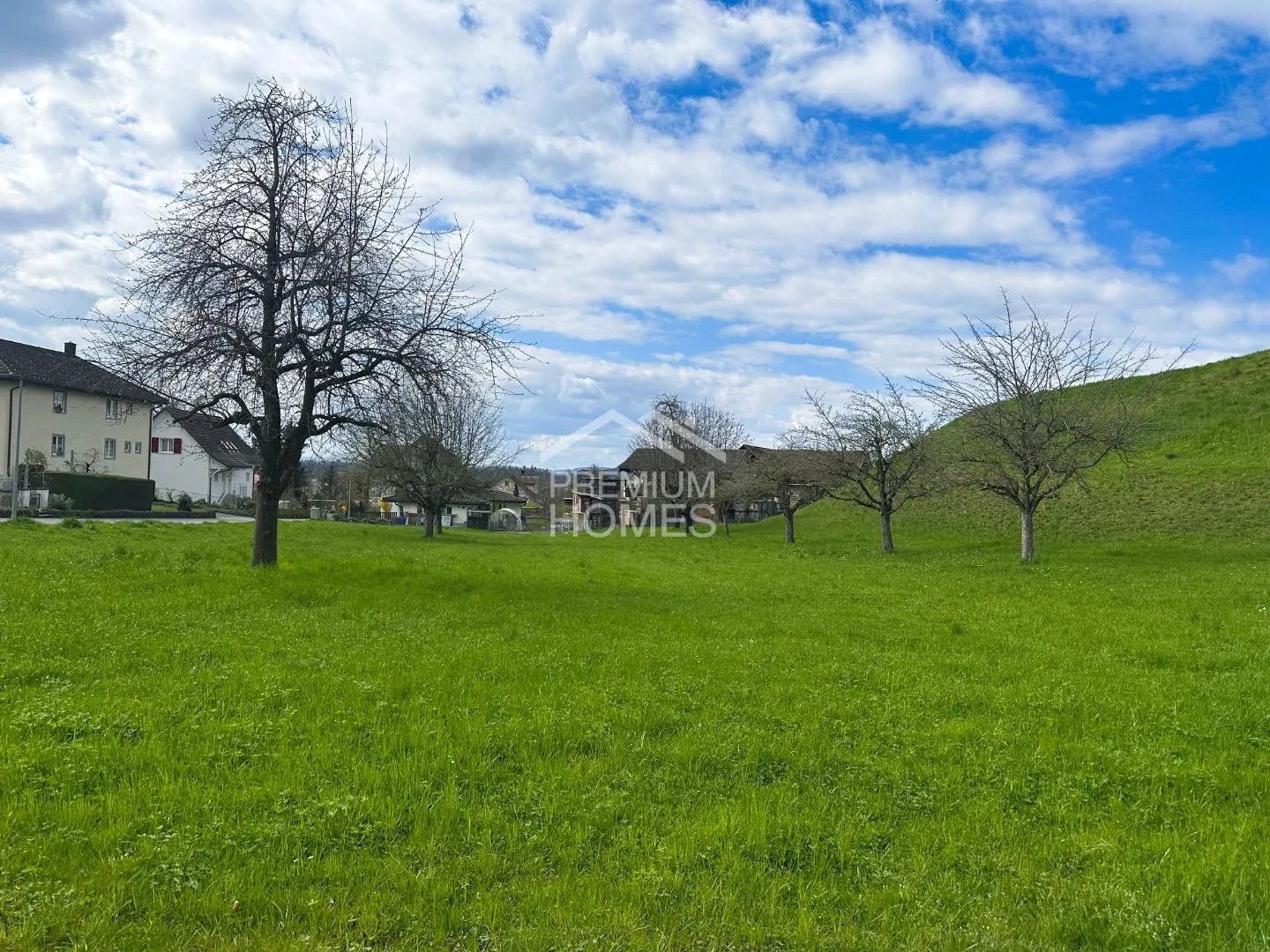 Terrain Unique en Zone Calme - Photo 2 sur 2