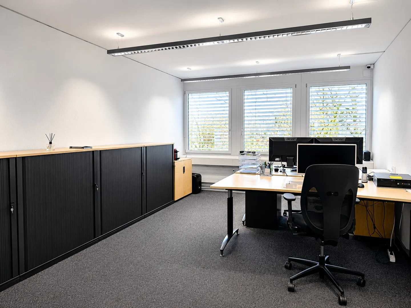 Modern Coworking Office in Zug - Photo 3 of 4