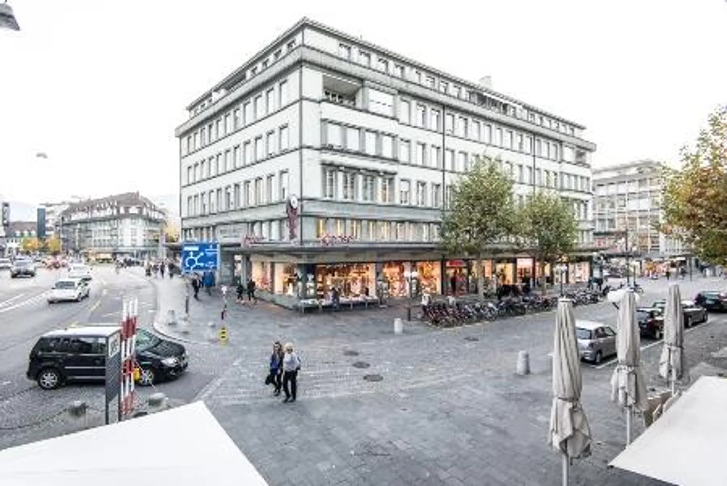 Parking spaces in Thun shopping street! - Photo 1 of 1