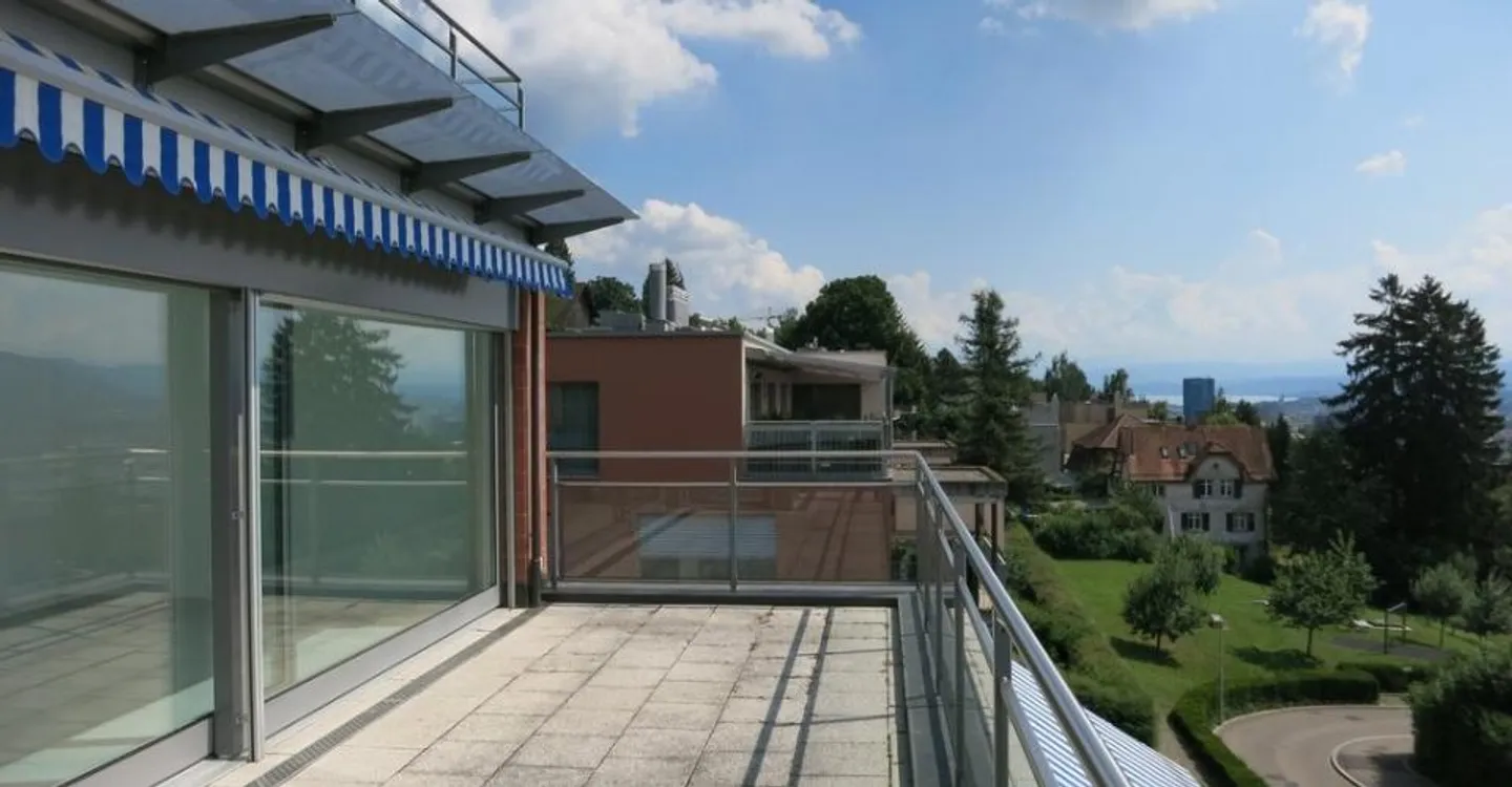 Maisonette esclusiva di 4,5 stanze con vista mozzafiato su Zurigo - Foto 5 di 8