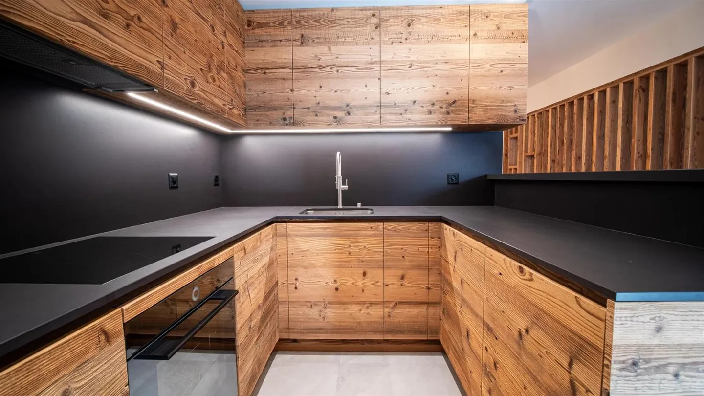 Ski directement depuis la maison avec un magnifique environnement de chalet !!! - Photo 8 sur 13