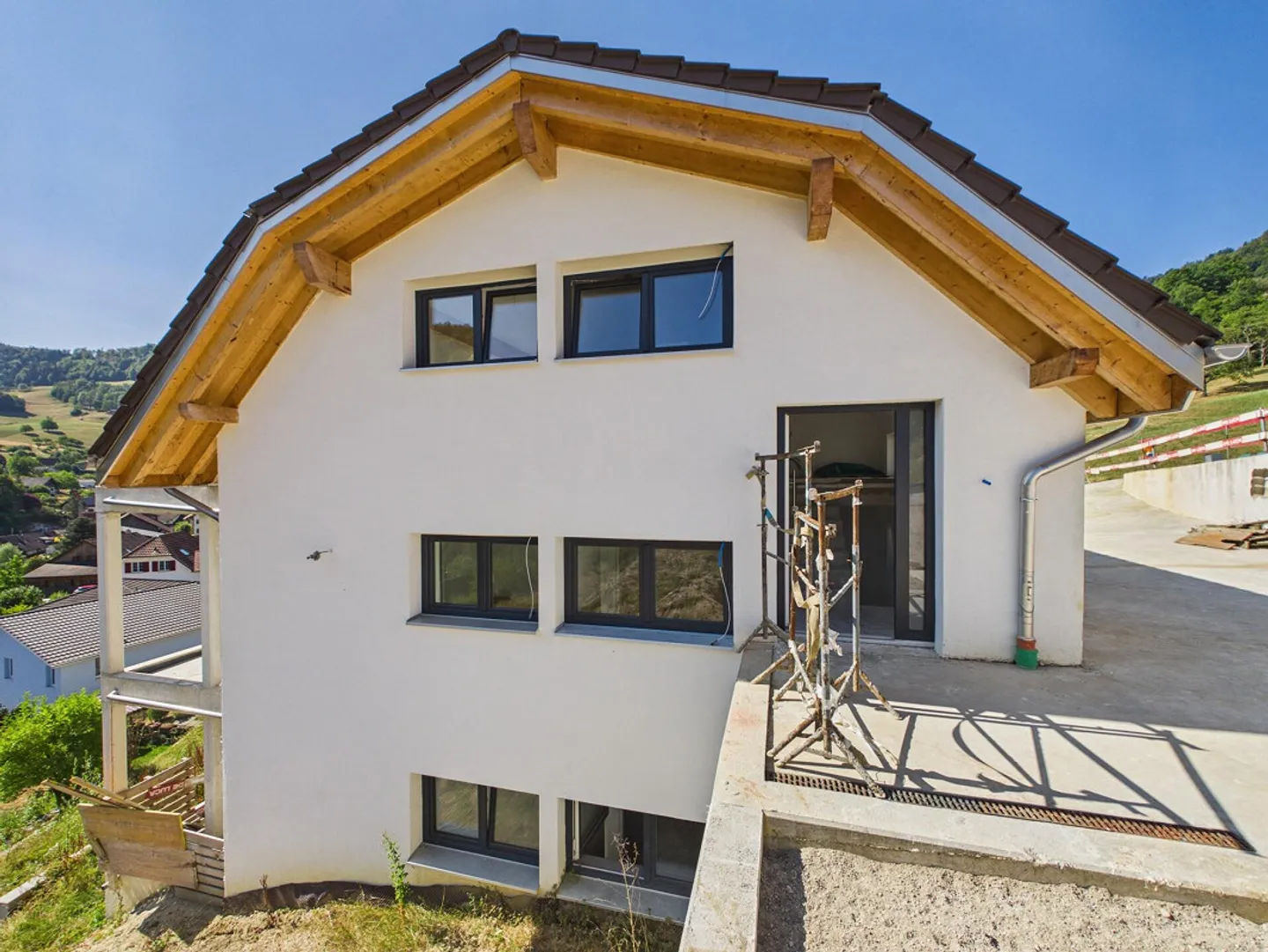 7.5-Zimmer-Neubau mit Weitblick - Photo 1 of 16