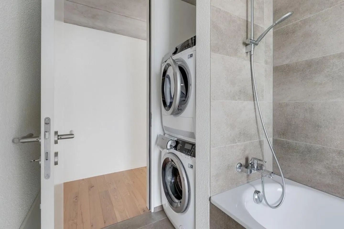 Attraente appartamento di 2.5 locali in centro - Foto 6 di 7