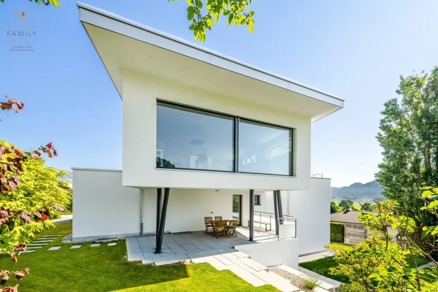 Exklusives 6 1/2 Zimmer-Einfamilienhaus mit hochwertiger Ausstattung - Photo 4 sur 13