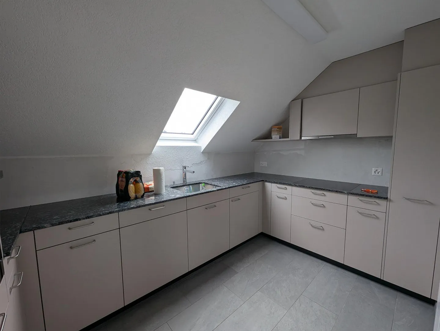 Renovated 4.5-room old building apartment in Baumgartnerhaus - Photo 3 of 14