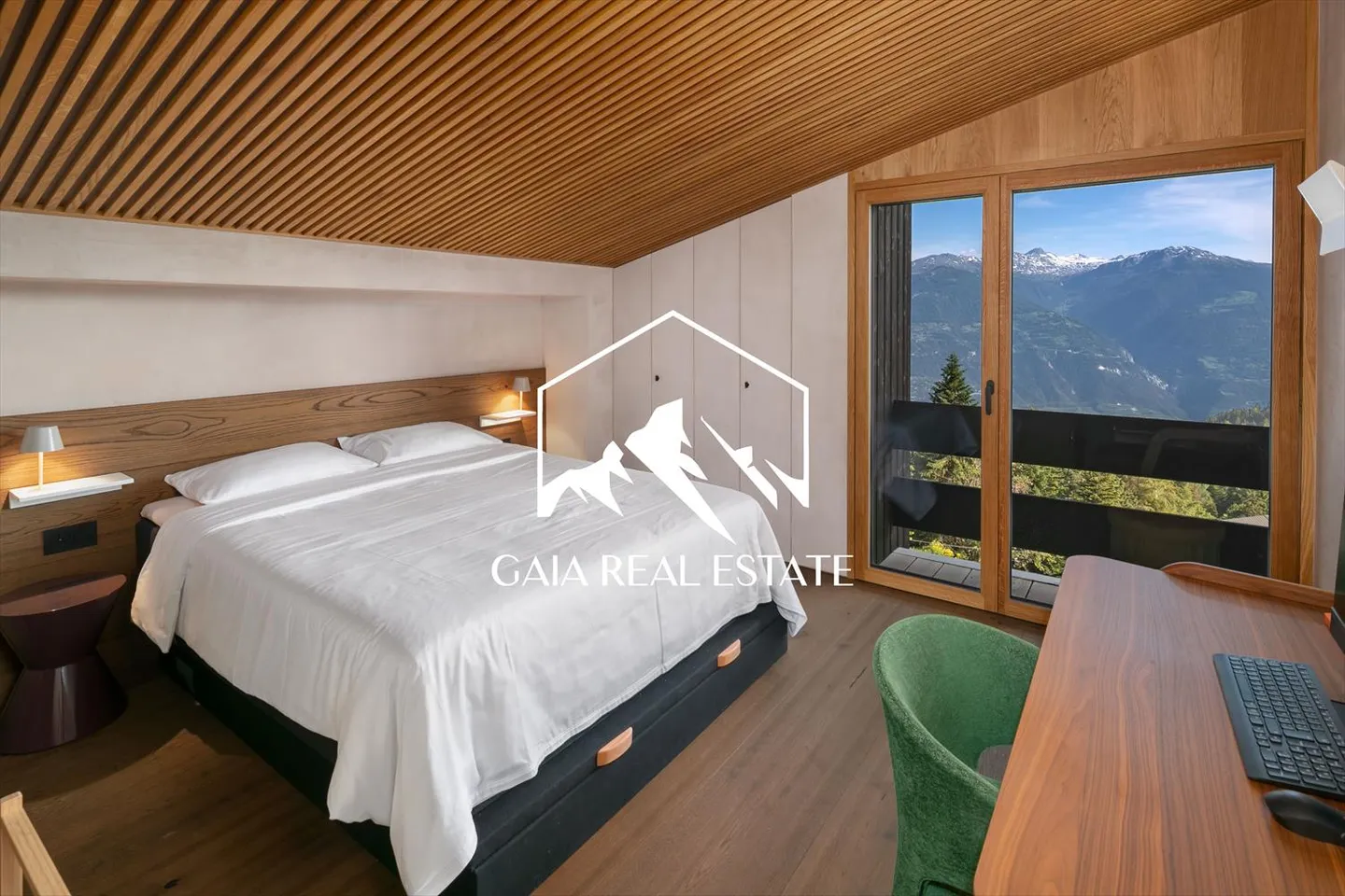 Chalet 5.5 rooms - Photo 13 of 24