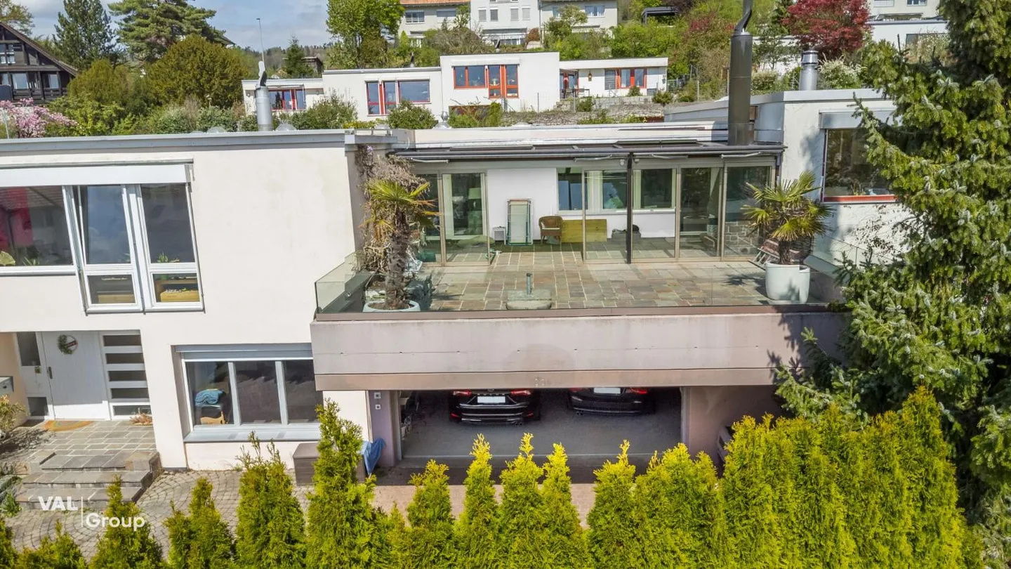 Casa a schiera affascinante a Wetzikon con un'offerta di spazio eccezionale - Foto 10 di 12