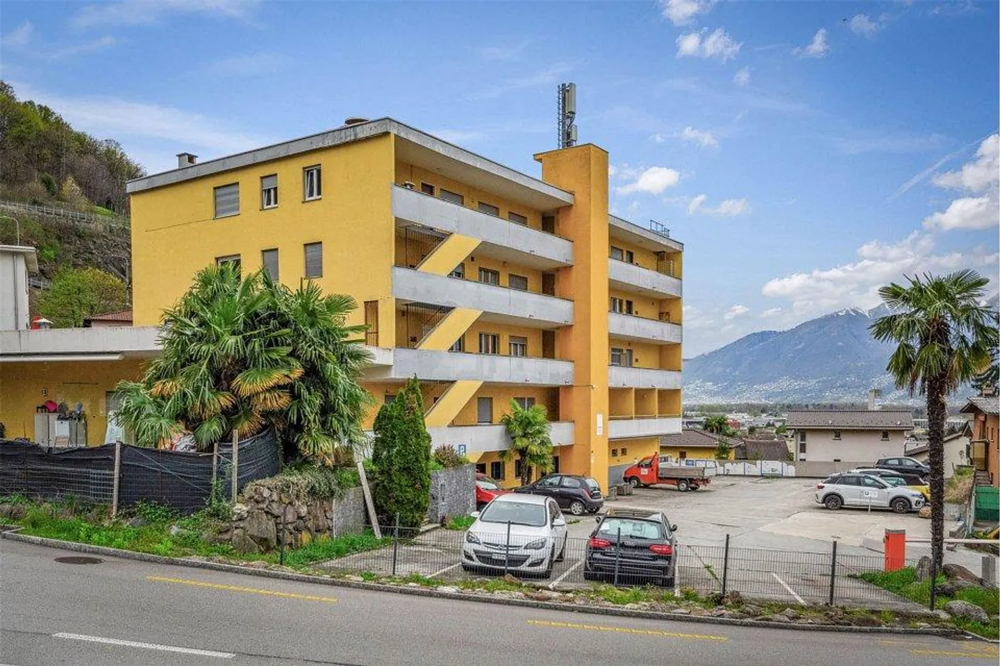 Appartement 5½ pièces dans la région ensoleillée de la Suisse - Photo 1 sur 13
