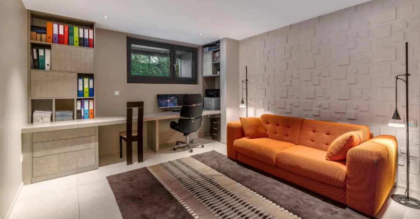 Superb contemporary villa of very high quality, Minergie. Exclusively! - Photo 10 of 13