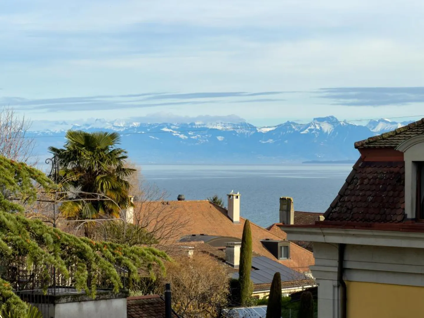 City center lake and castle view - Photo 1 of 4