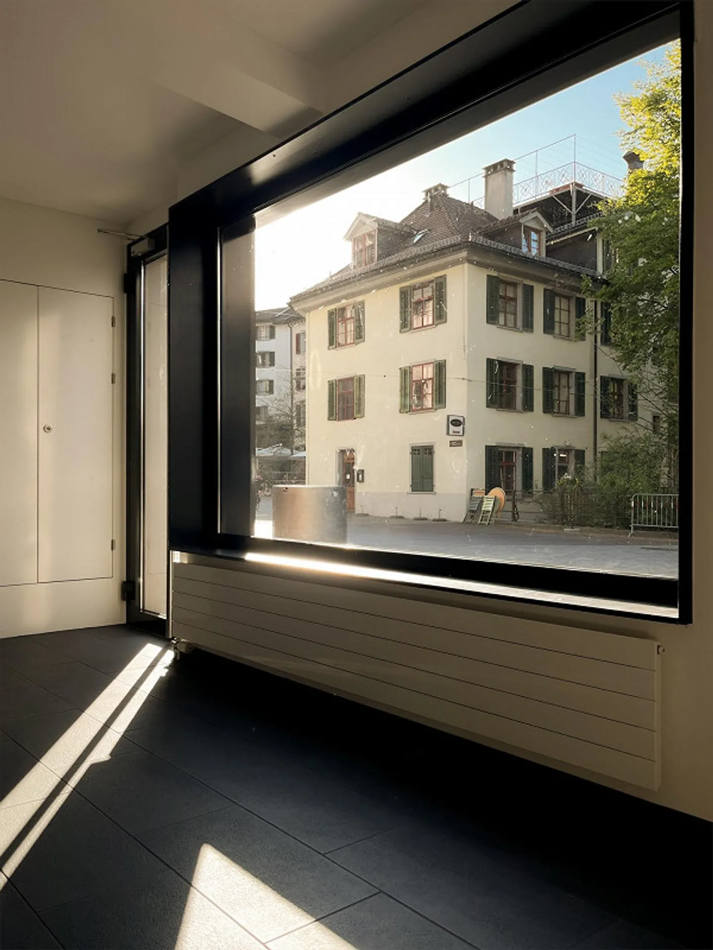 Spazio commerciale affascinante nel quartiere del monastero - Foto 1 di 7