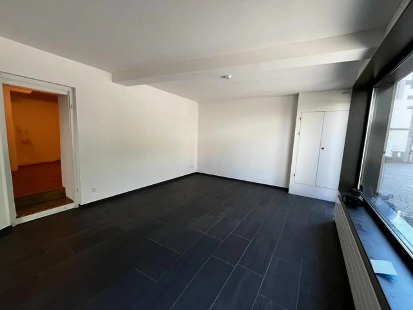 Spazio commerciale affascinante nel quartiere del monastero - Foto 2 di 7