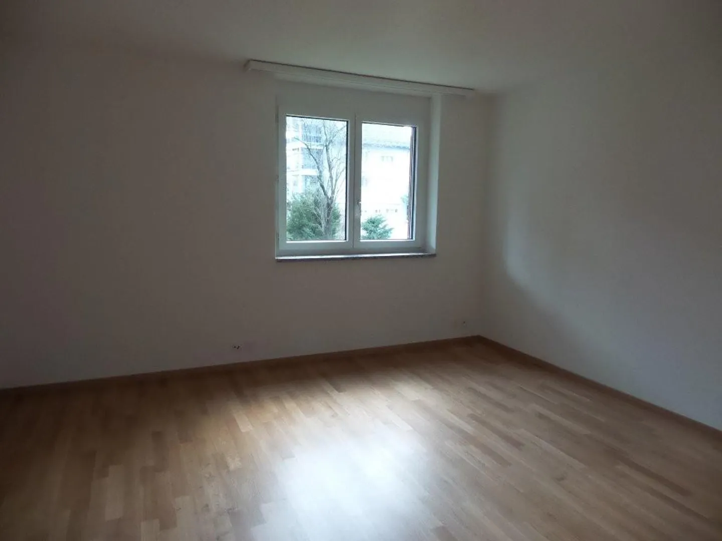 4-room apartment in a family-friendly environment. - Photo 4 of 7