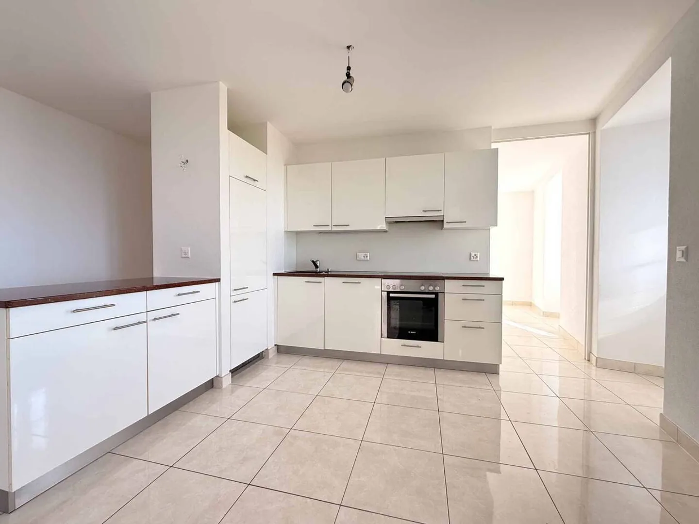 Incantevole appartamento di 3.5 locali con vista lago - Foto 3 di 9