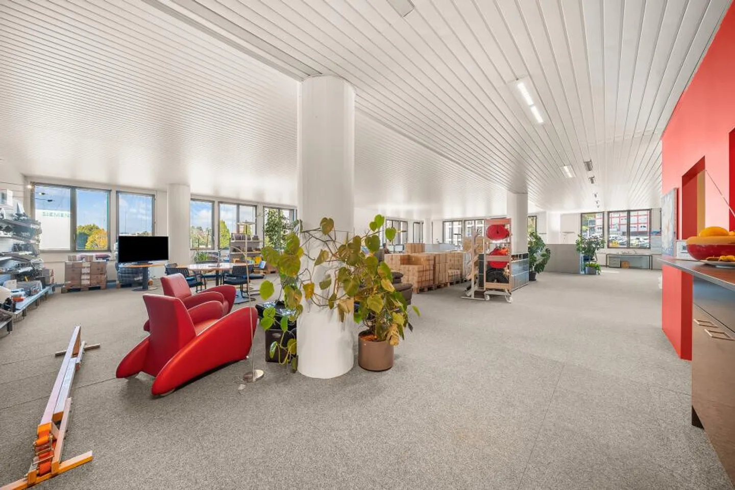 Office - Photo 1 of 8