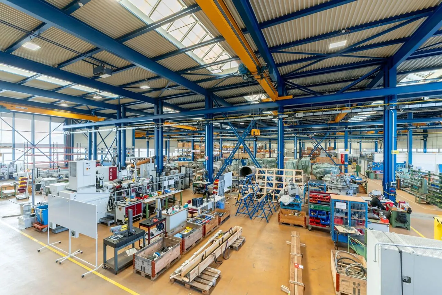 Ampia area industriale e commerciale con usi diversi... - Foto 3 di 8