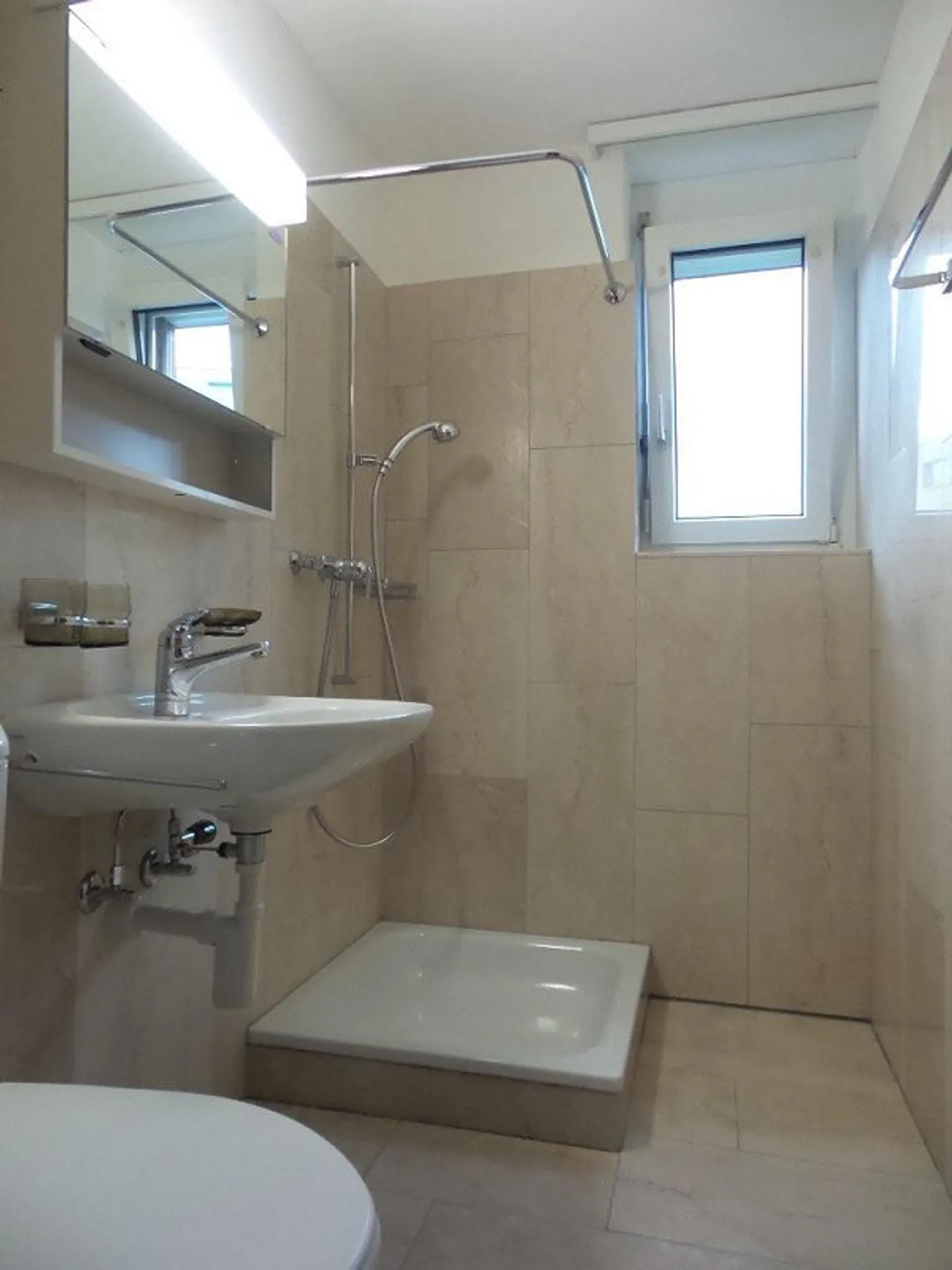 4-room apartment in a family-friendly environment. - Photo 6 of 7