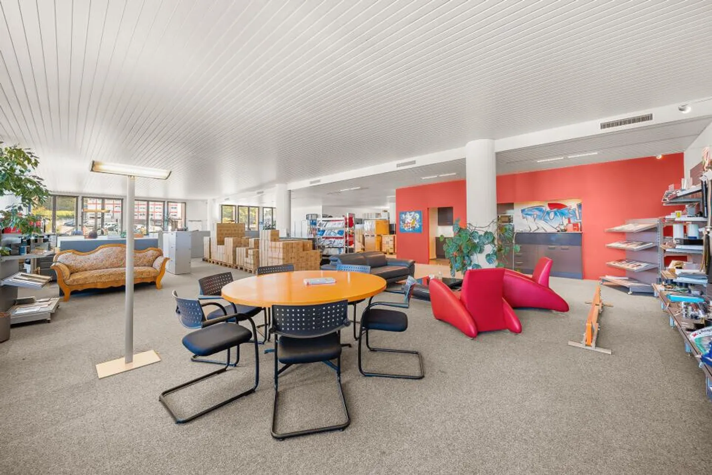 Office - Photo 4 of 8