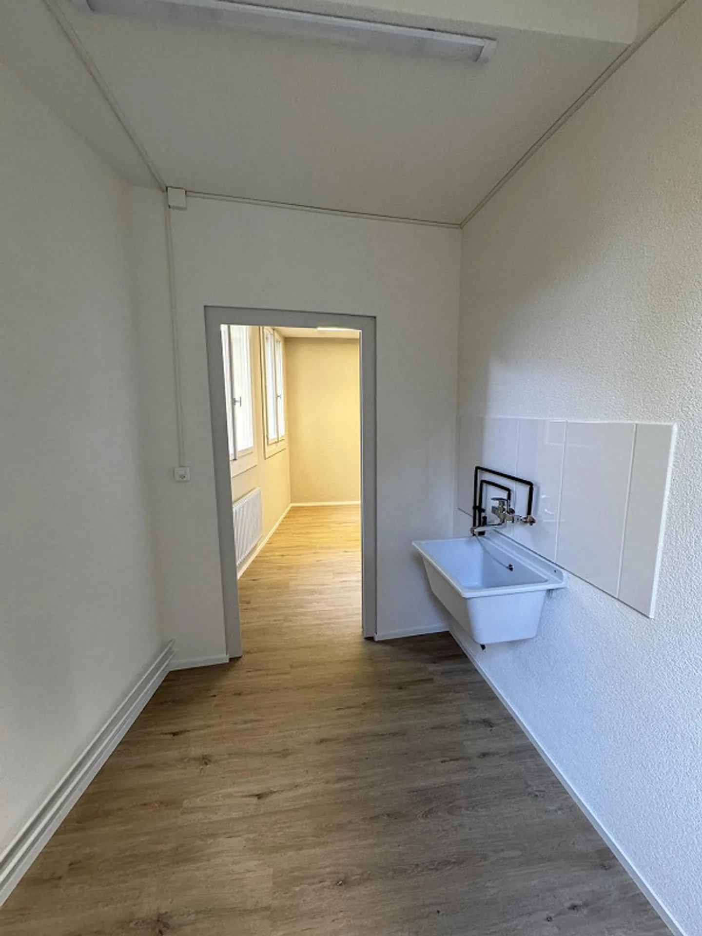 Charming Retail Space in the Old Town - Photo 8 of 10