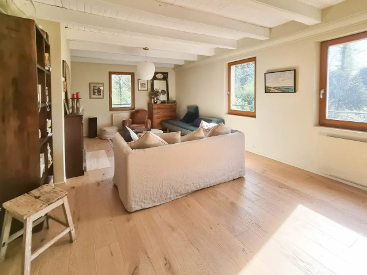 In vendita 
– Elegante duplex ristrutturato con giardino privato a Presinge - Foto 5 di 11