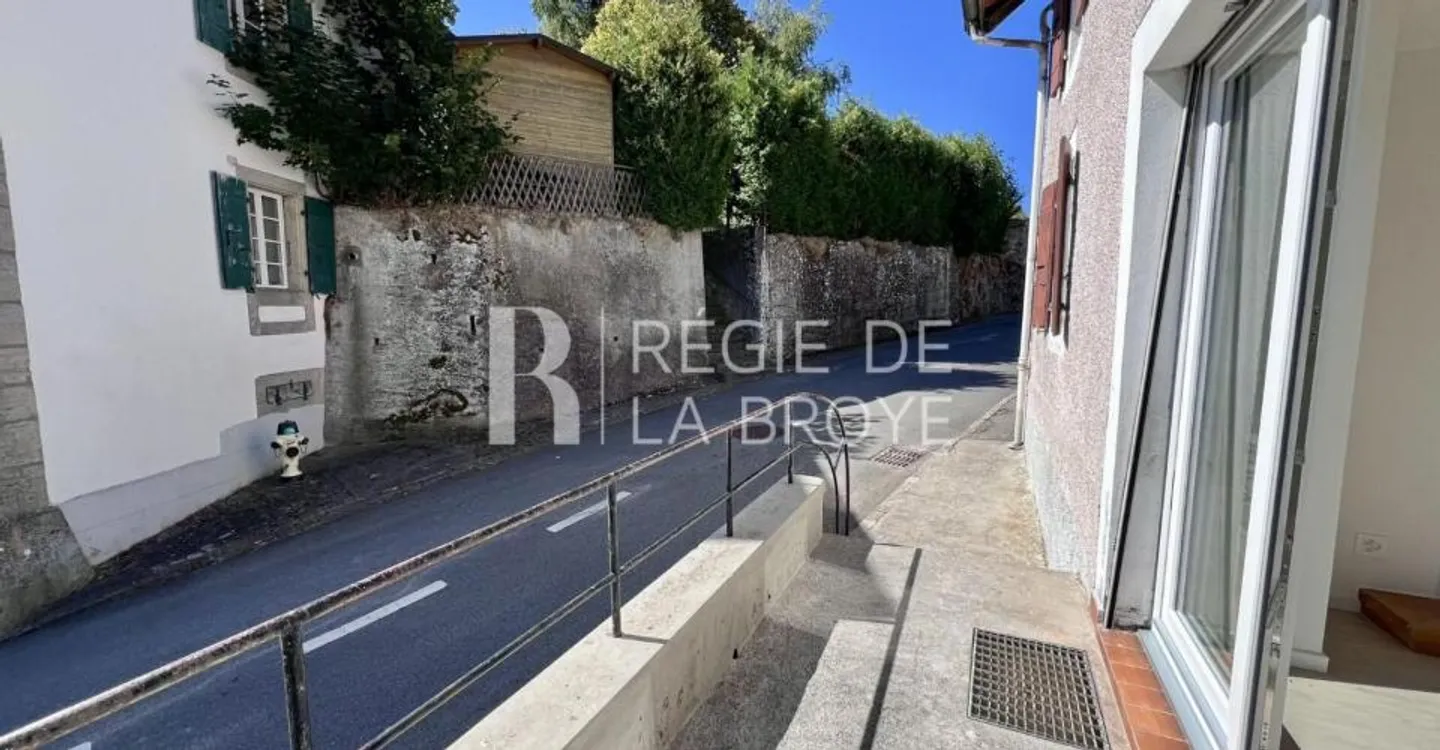 Appartement rénové à Démoret - Photo 2 sur 9