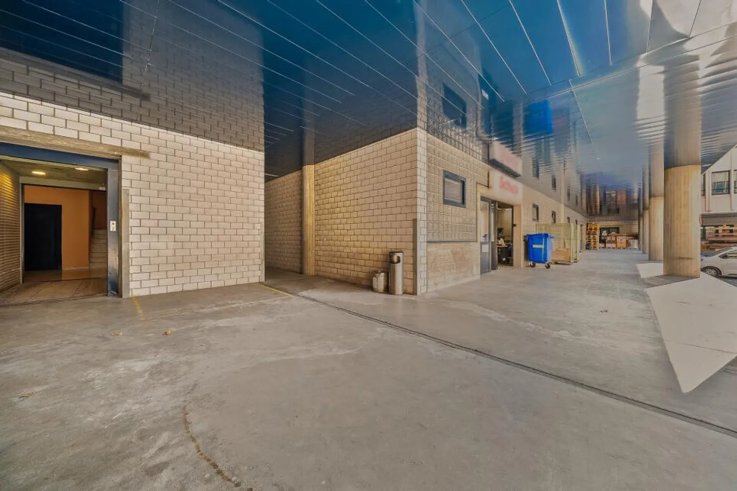 Office - Photo 8 of 8